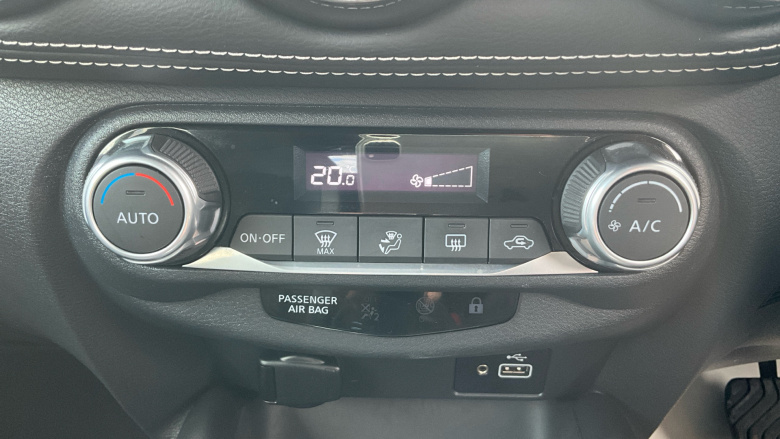 Nissan Juke 1.6 Hybrid N-Connecta 5dr Auto Hybrid Hatchback